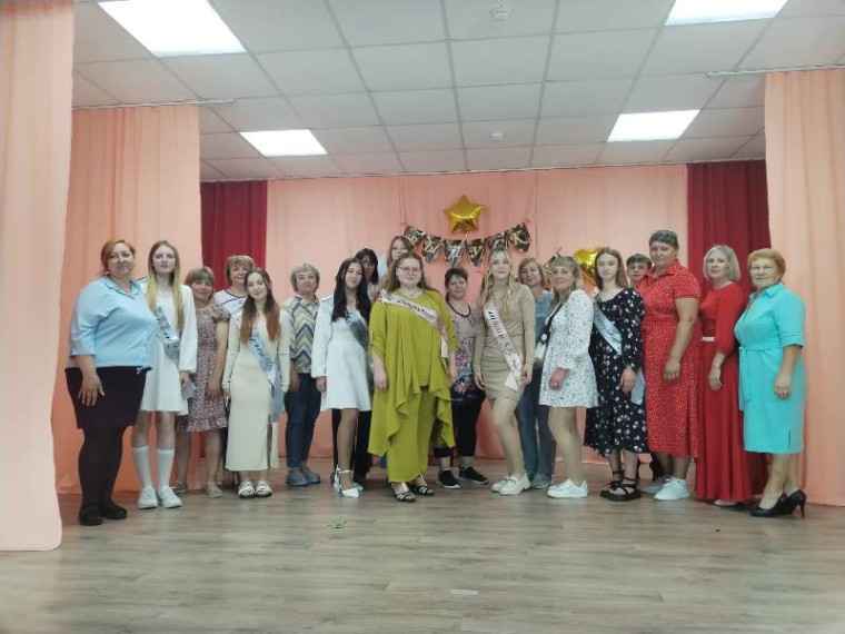 Вручение аттестатов.